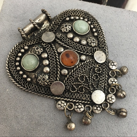 Tribal Slider Heart Pendant w/ Bells - Picture 5 of 6